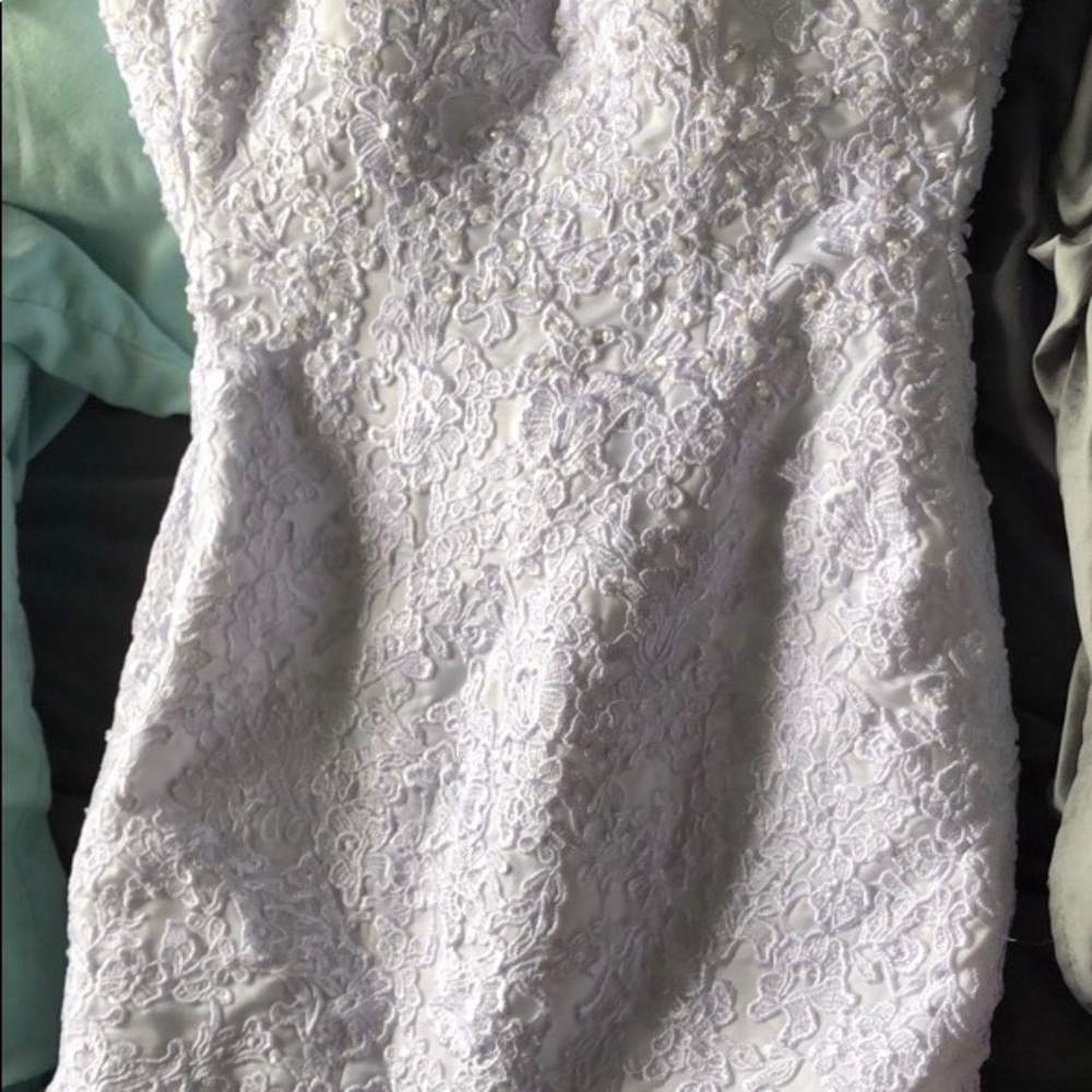 Wedding dress